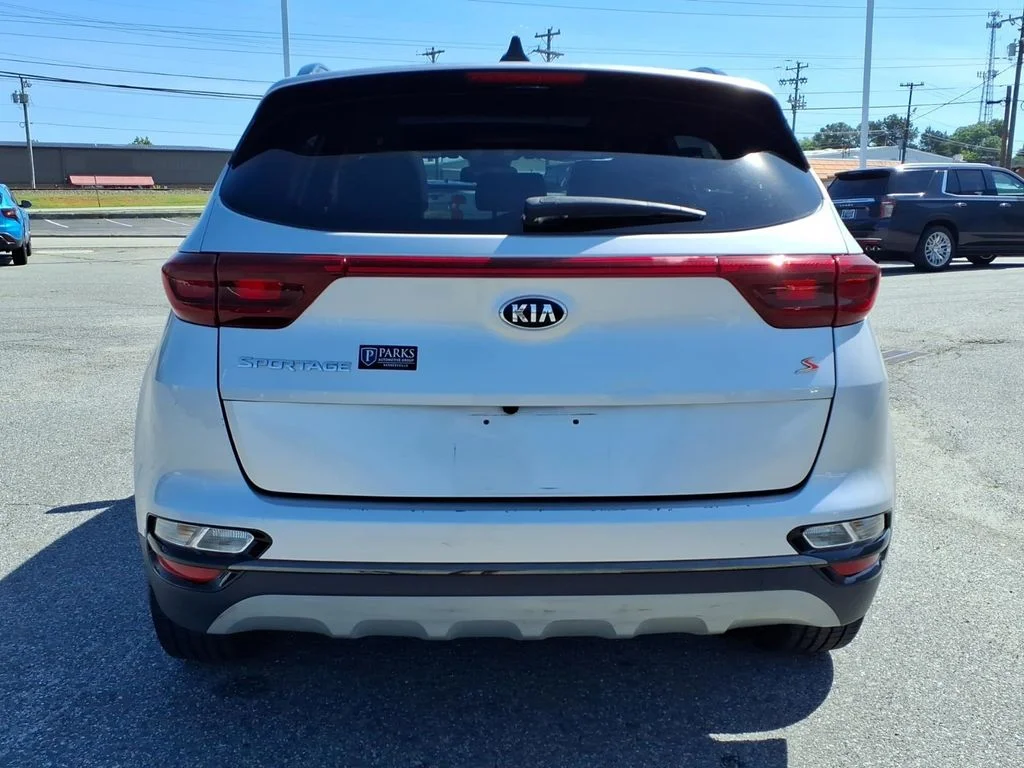 Used 2020 Silver Kia S image 30