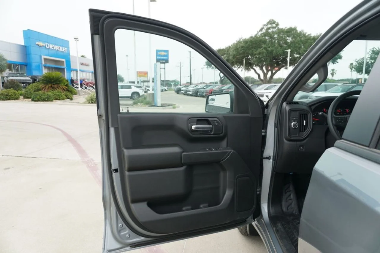 2026 GMC Sierra 1500 Pro - Photo 14