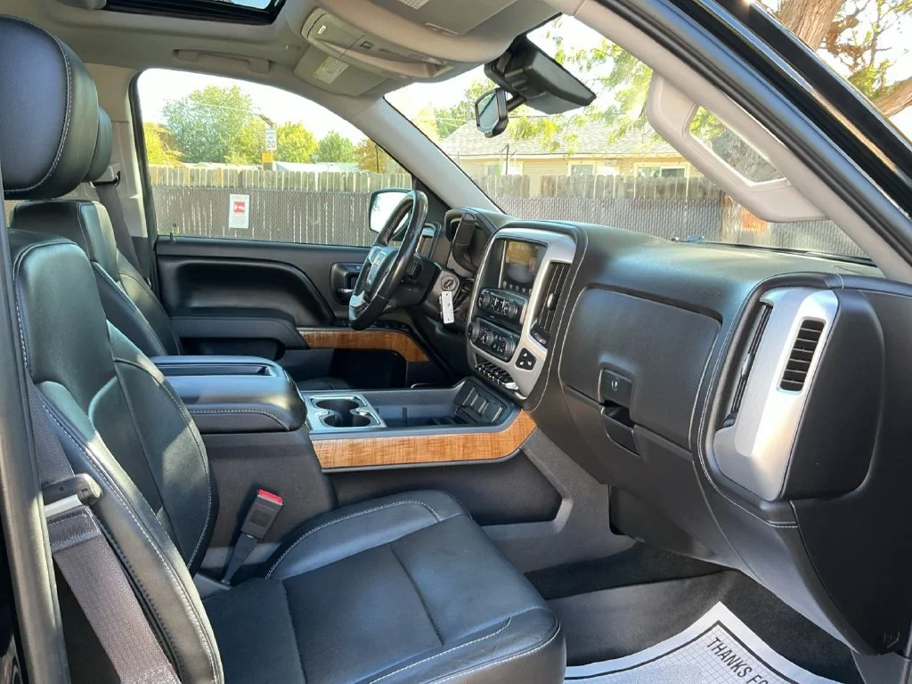 Used 2014 ONYX BLACK GMC SLT image 31