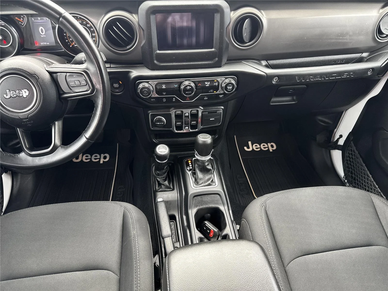Used 2022 Bright White Clearcoat Jeep Unlimited Sport S image 15