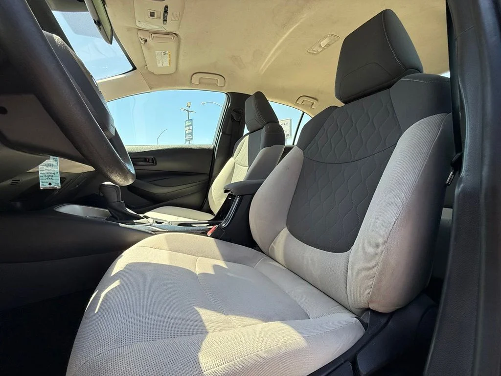 Used 2021 Red Toyota LE image 31