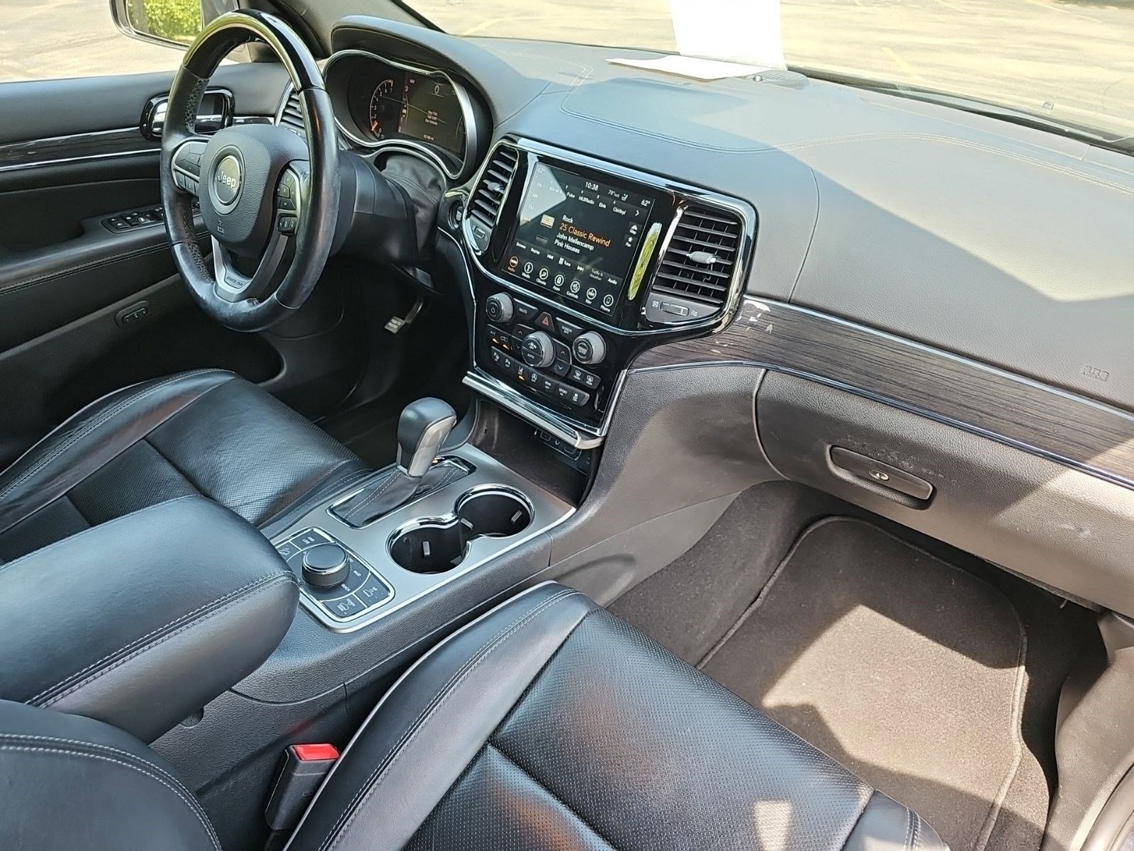 Used 2019 Sangria Metallic Clearcoat Jeep Overland image 13
