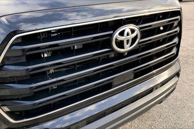 2025 Toyota Sequoia SR5 - Photo 28