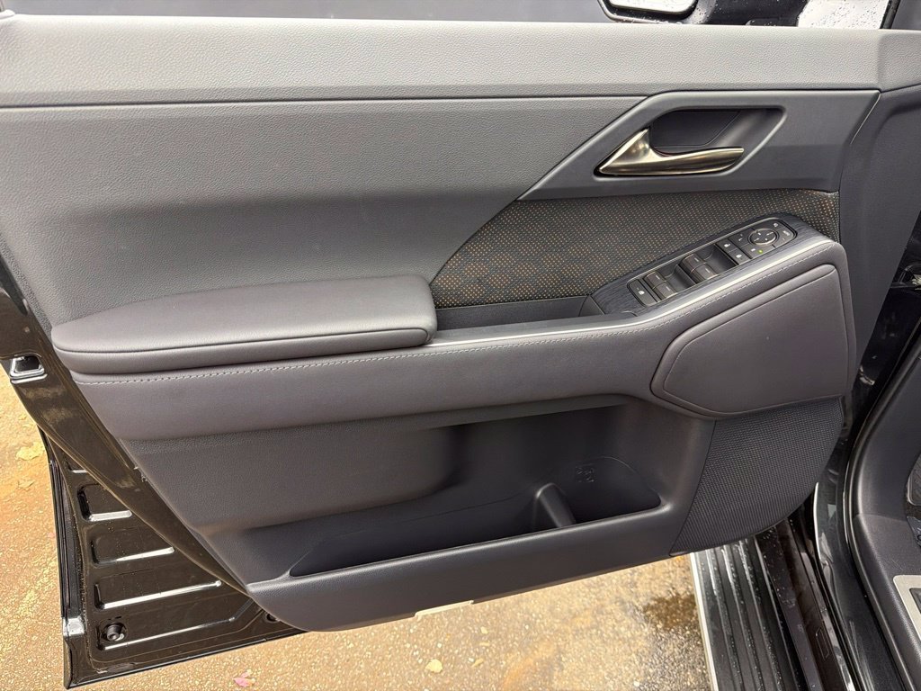Certified Used 2025 Black Lexus 550 Premium+ image 13