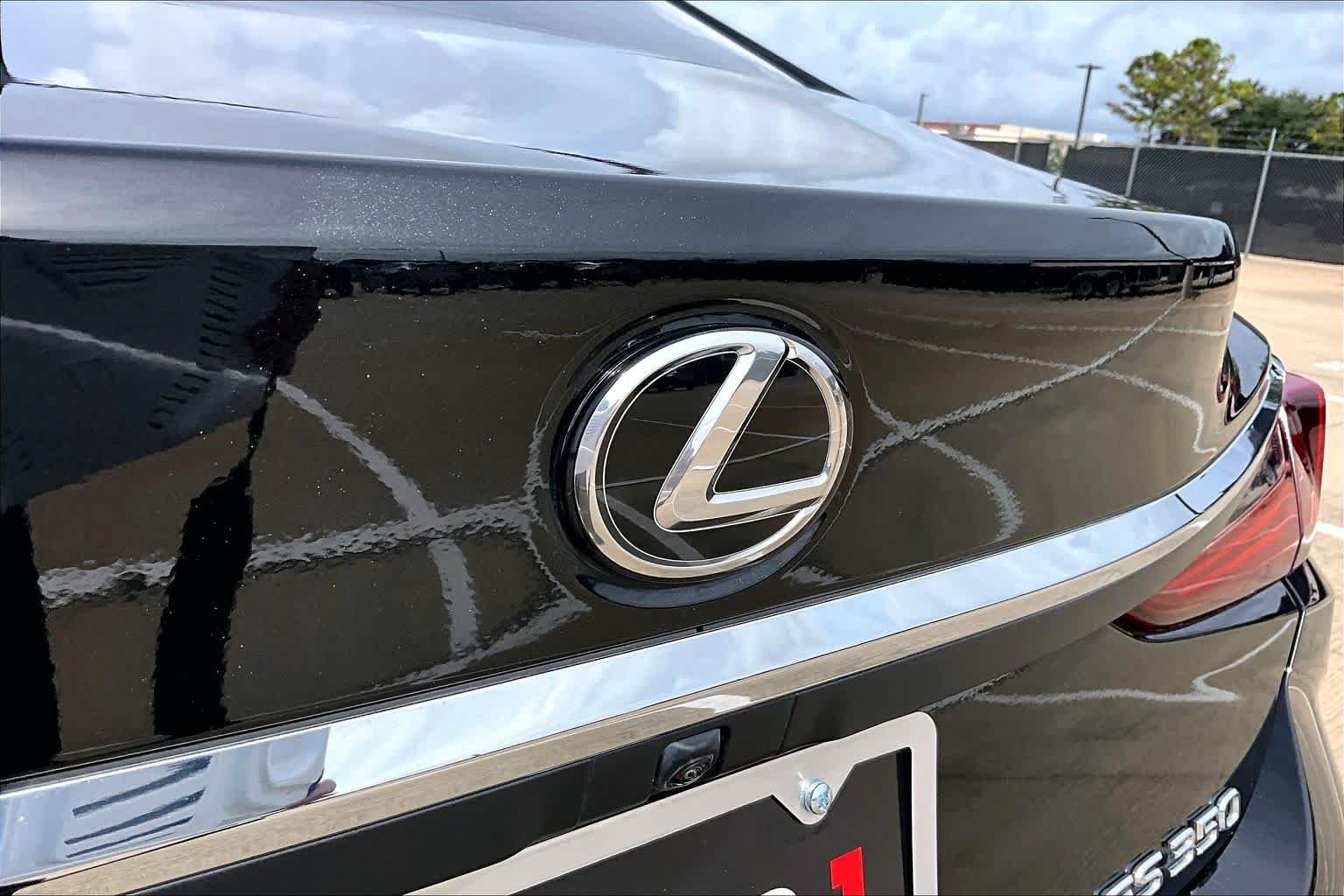 Used 2023 Caviar Lexus  image 30