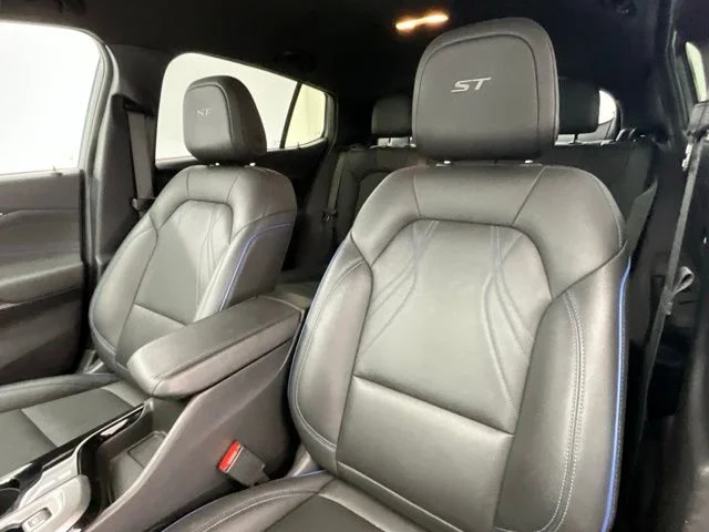 Used 2025 Gray Buick Sport Touring image 6