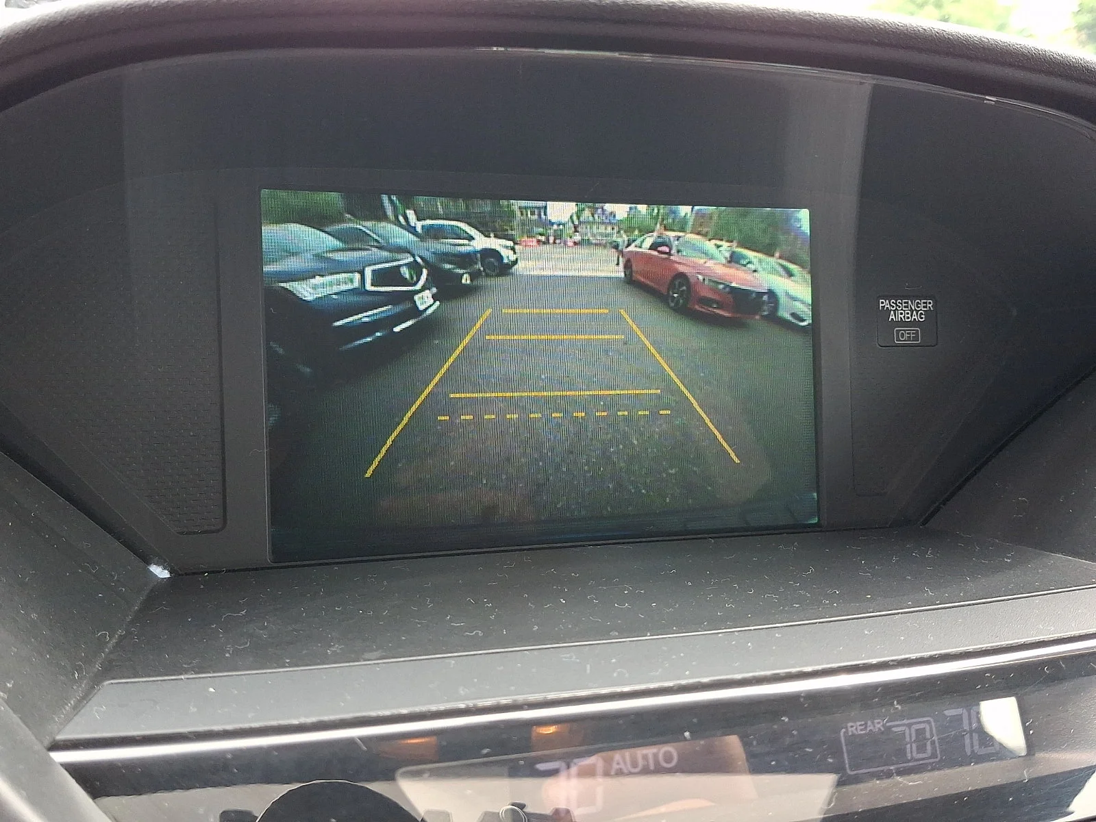 Used 2015 Modern Steel Metallic Honda SE image 19