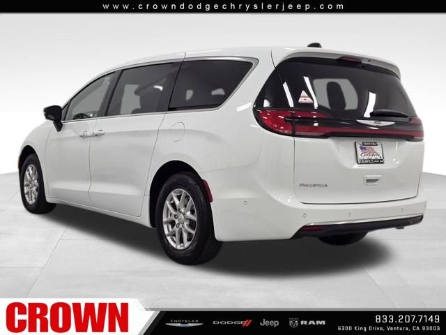 New 2025 Bright White Clear-Coat Exterior Paint Chrysler Select image 7
