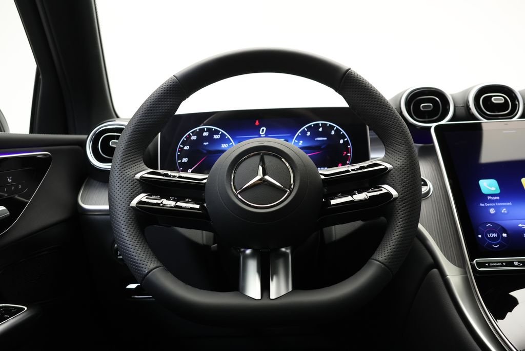 Used 2027  Mercedes-Benz GLC 300 image 21