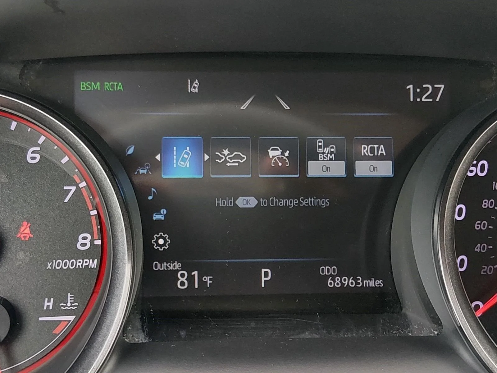Used 2021 Wind Chill Pearl Toyota XSE image 30