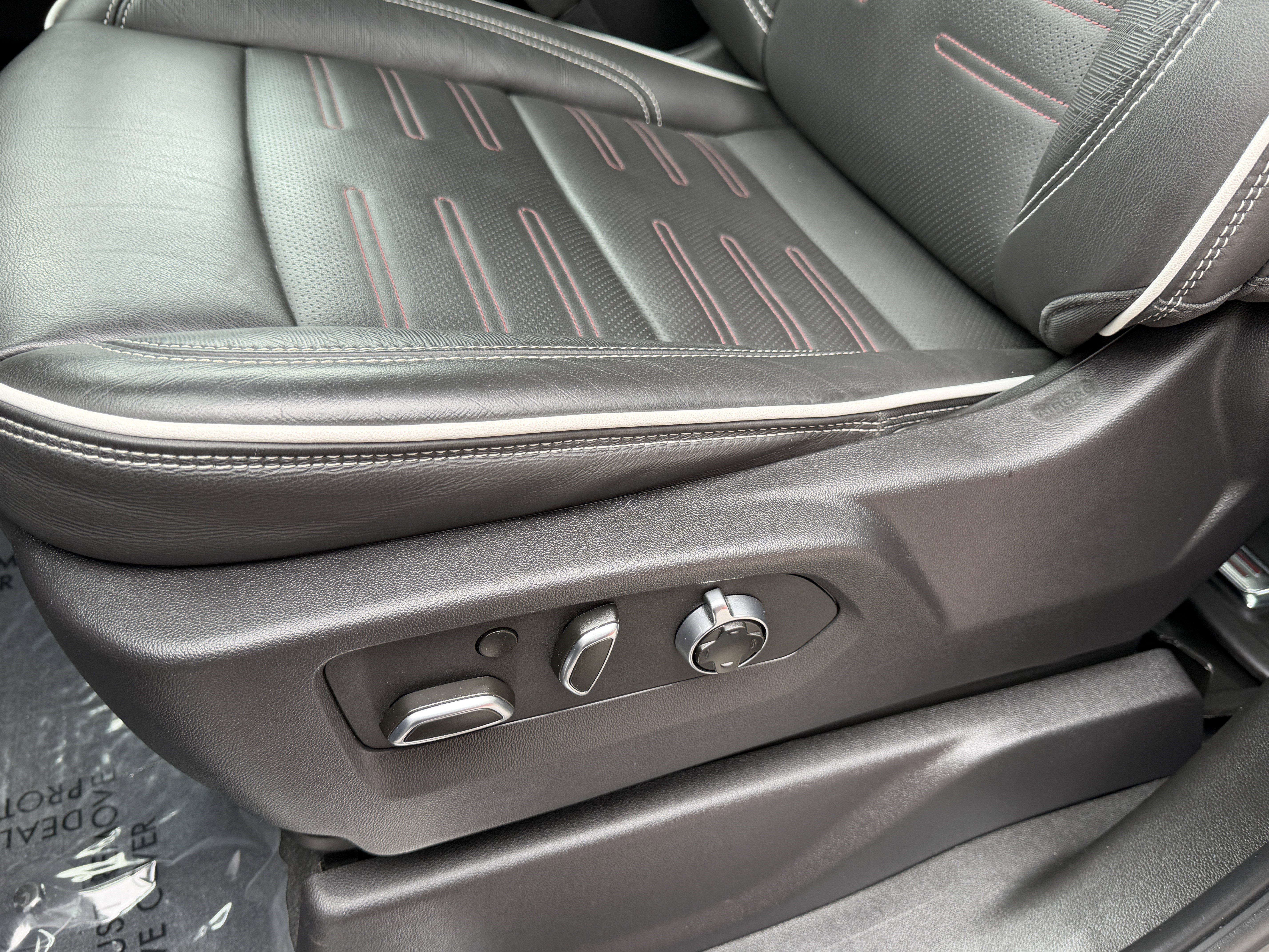 2024 GMC Sierra 1500 AT4X - Photo 18