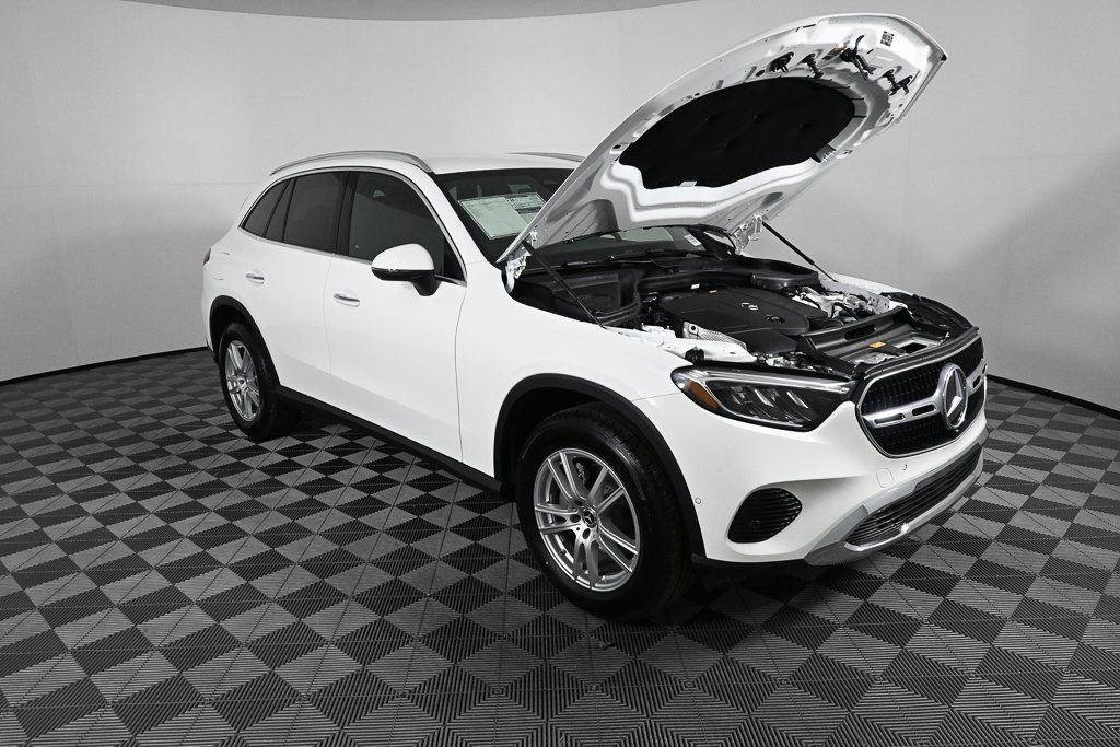 2025 Mercedes-Benz GLC Base - Photo 28
