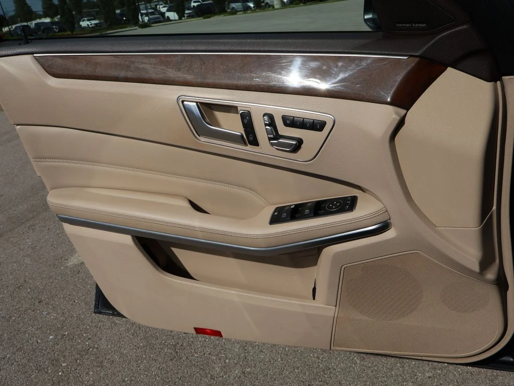 Used 2016 Gray Mercedes-Benz E 350 image 38