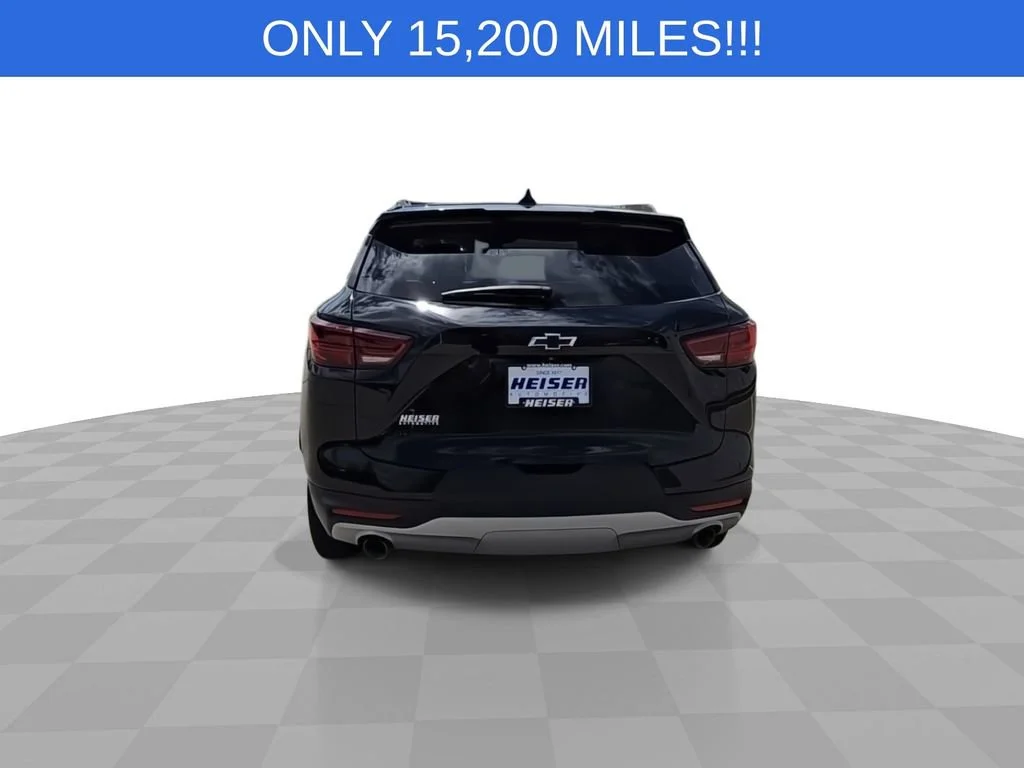 Used 2024 Black Chevrolet 2LT image 7