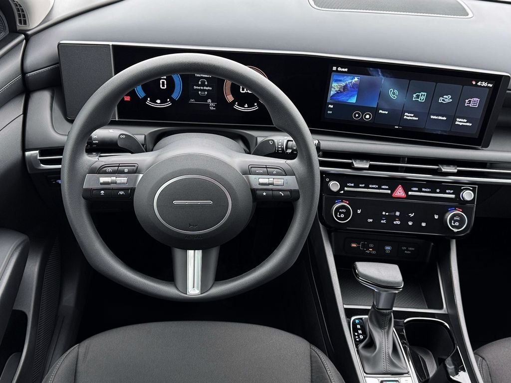 New 2026 Shimmering Silver Hyundai SEL image 17
