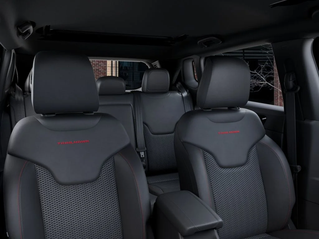 New 2026 Fathom Blue Pearl-Coat Exterior Paint Jeep Trailhawk image 26