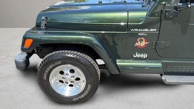Used 1998 Green Jeep Sahara image 32