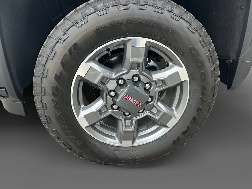 2026 GMC Sierra 2500HD SLT - Photo 15