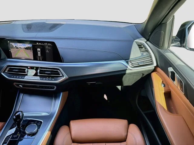Used 2022 Arctic Grey Metallic BMW sDrive40i image 18