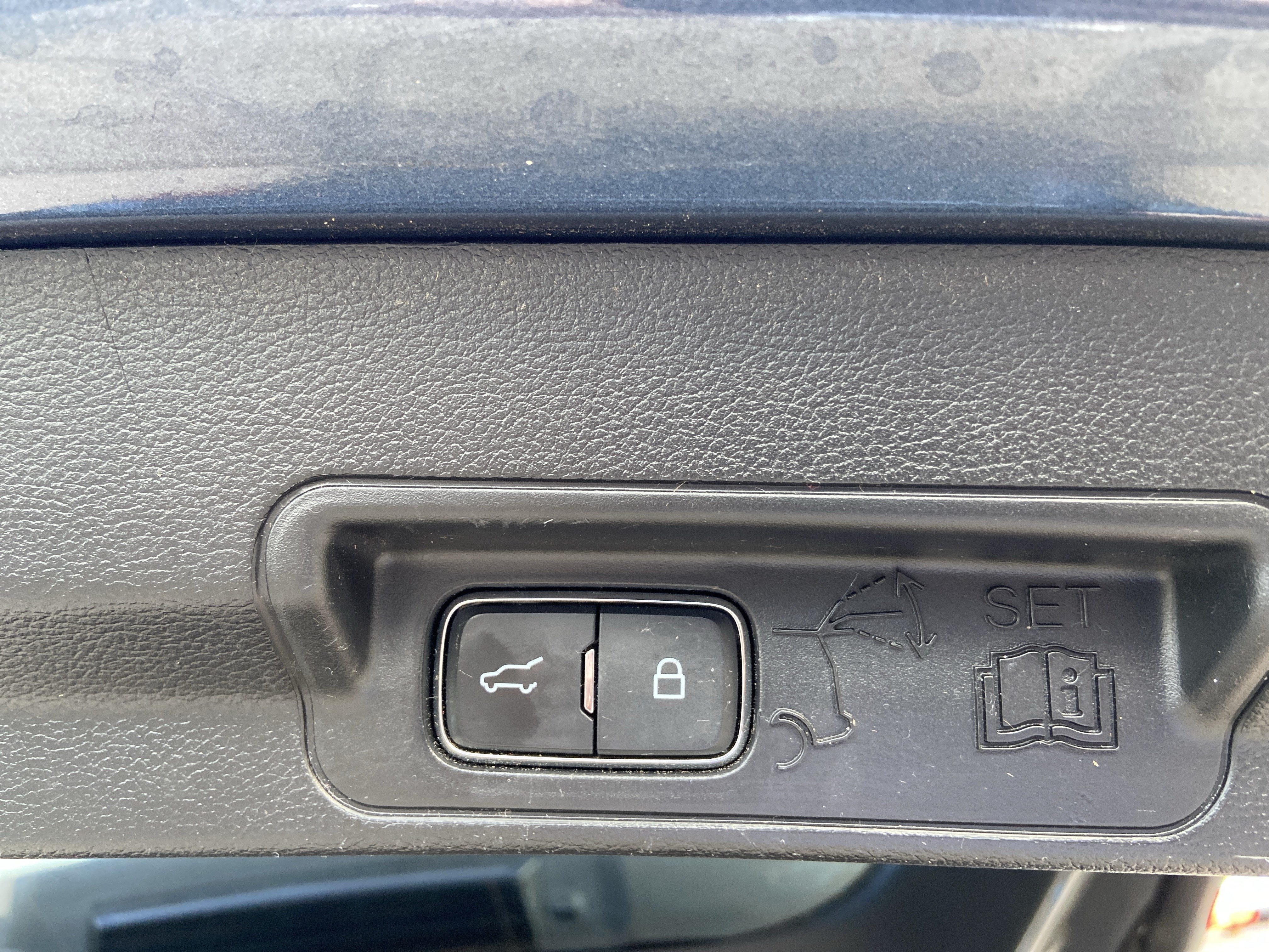 Used 2020 Blue Metallic Ford XLT image 52