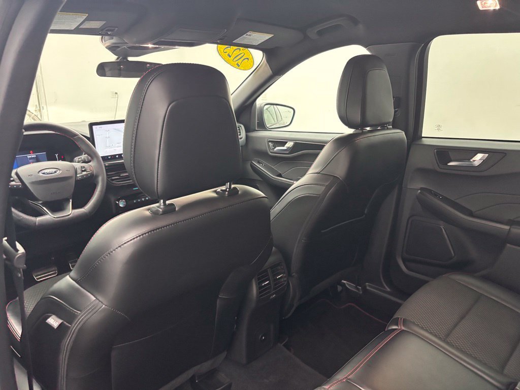 Used 2023 Gray Metallic Ford ST-Line image 33