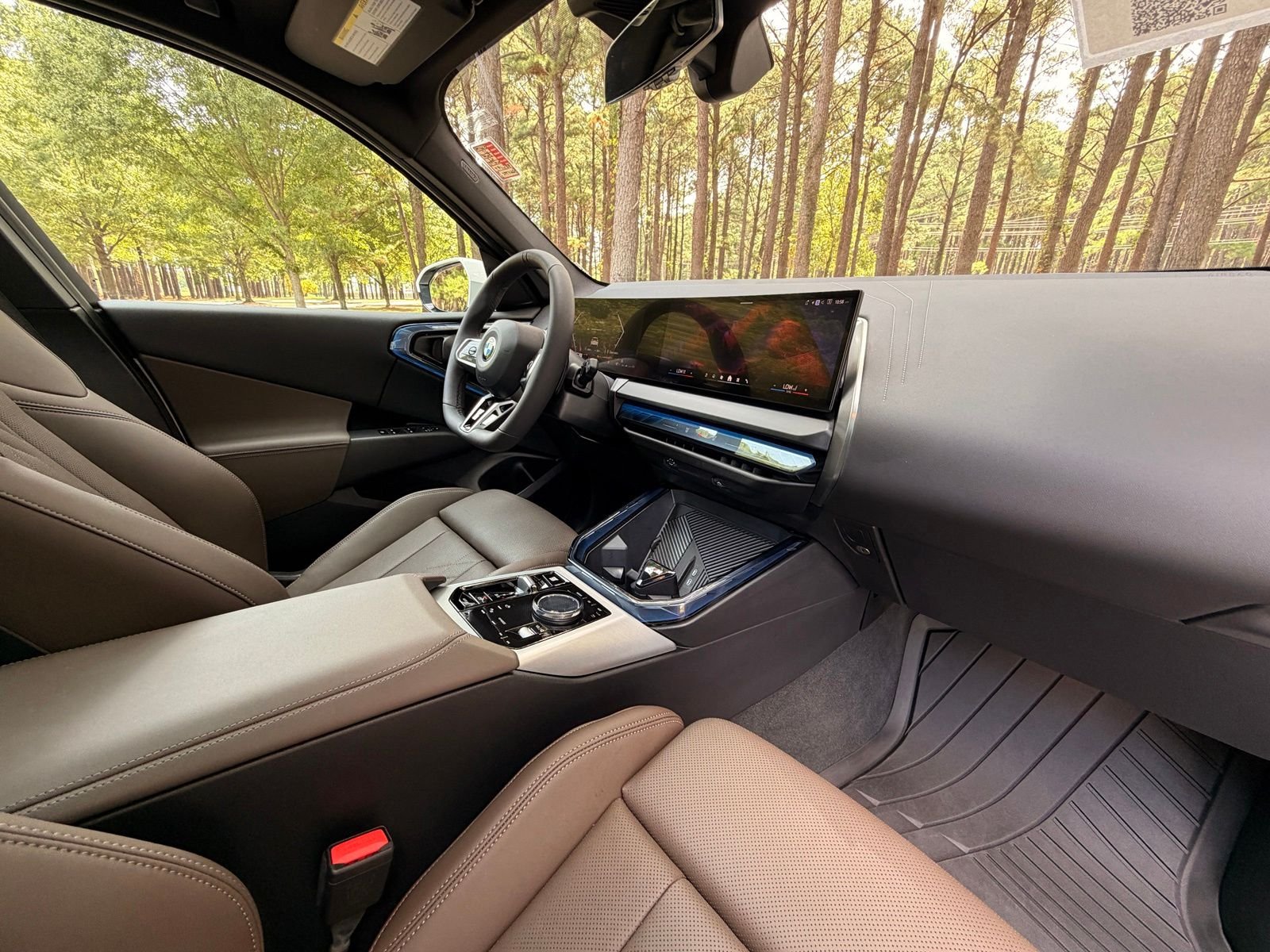 Certified Used 2025 Alpine White BMW 30 xDrive image 19