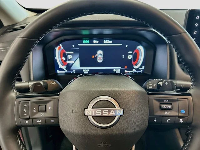 Used 2025 Red Nissan SL image 38