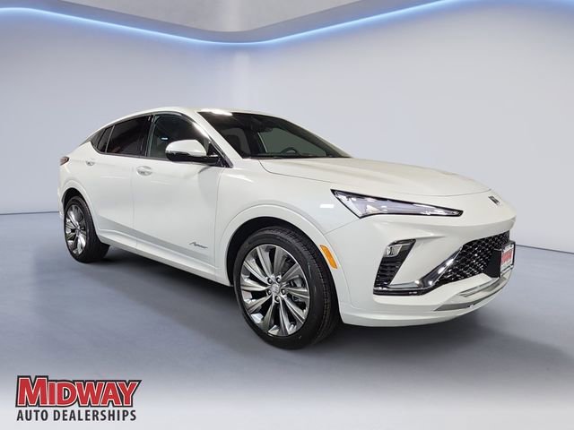 New 2026 White Frost Tricoat Buick Avenir image 7
