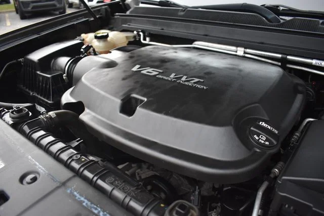 Used 2019 Gray GMC SLT image 37