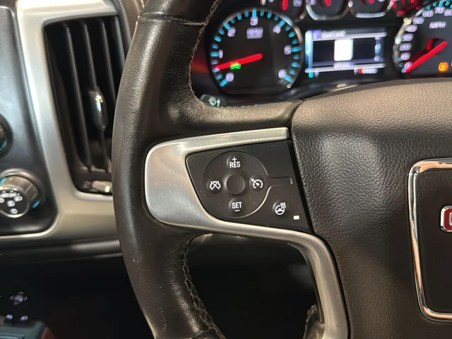 Used 2018 Gray GMC SLT image 26