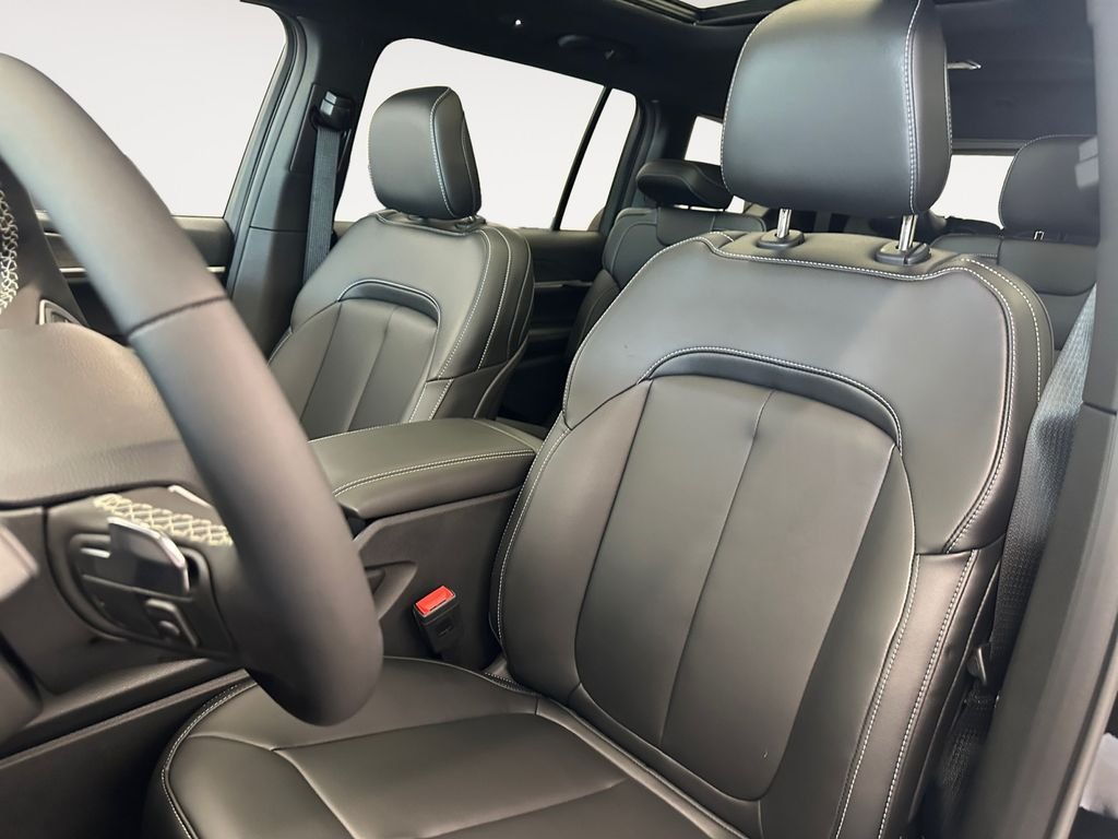 Used 2026 Black Jeep Limited image 9