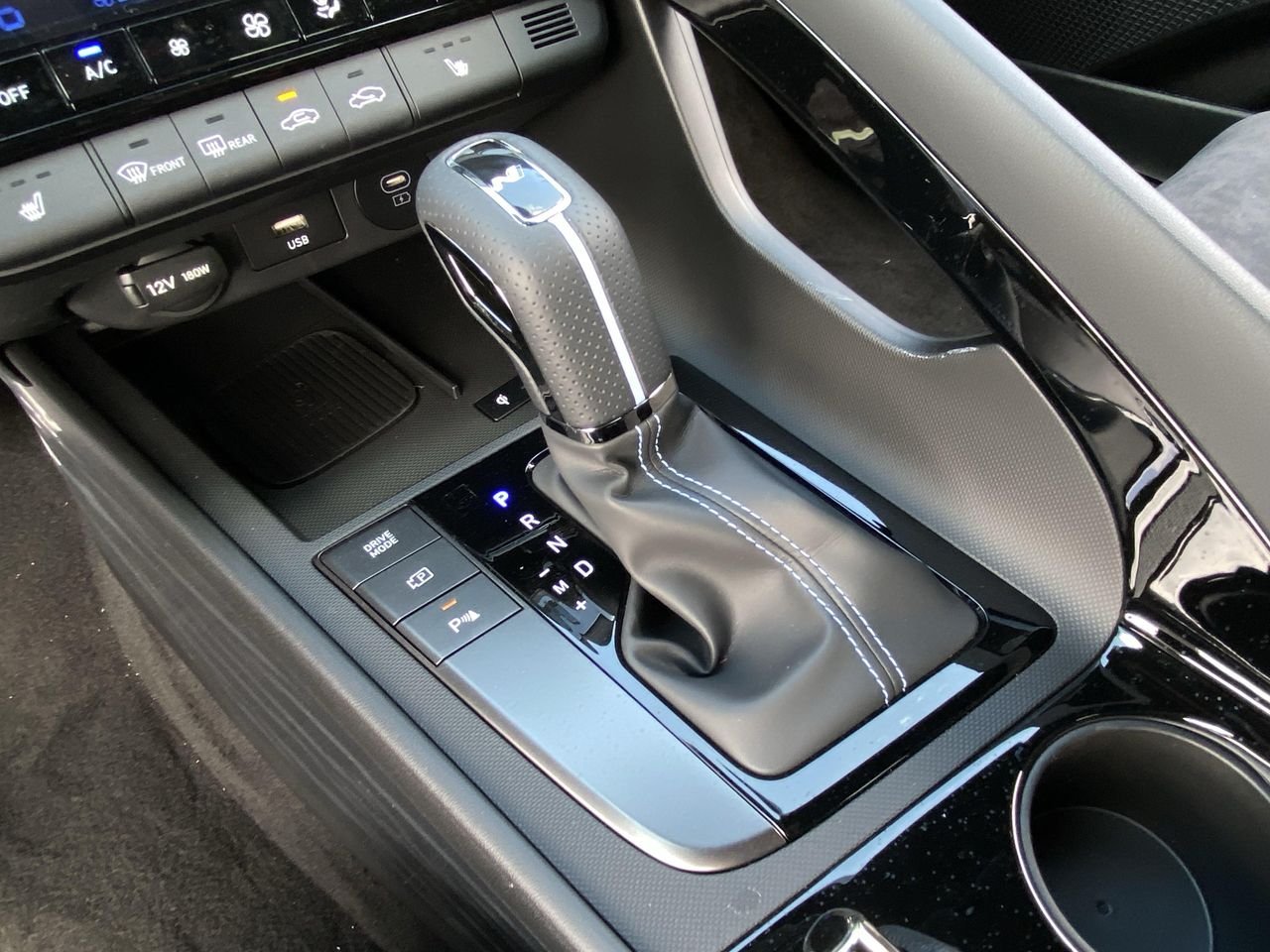 New 2026 Abyss Black Hyundai Sedan image 26