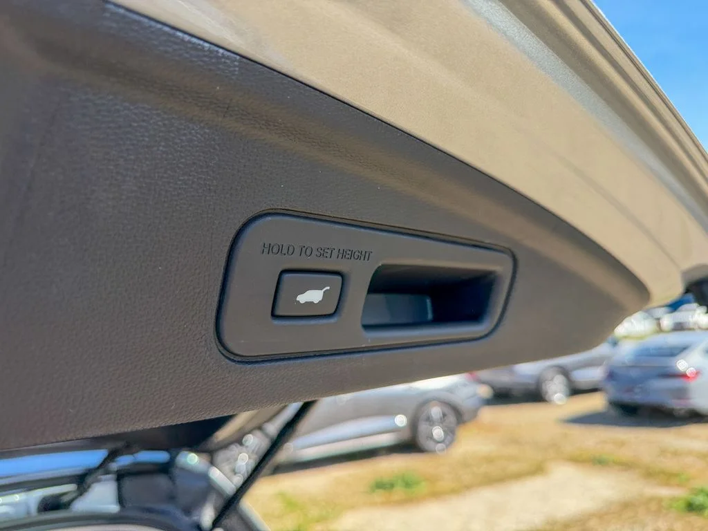 New 2026 Solar Silver Metallic Acura Base image 29