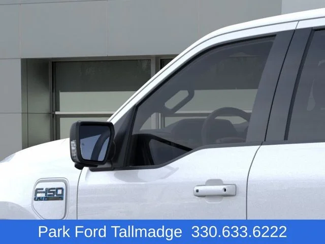 2025 Ford F-150 Lightning Flash - Photo 20