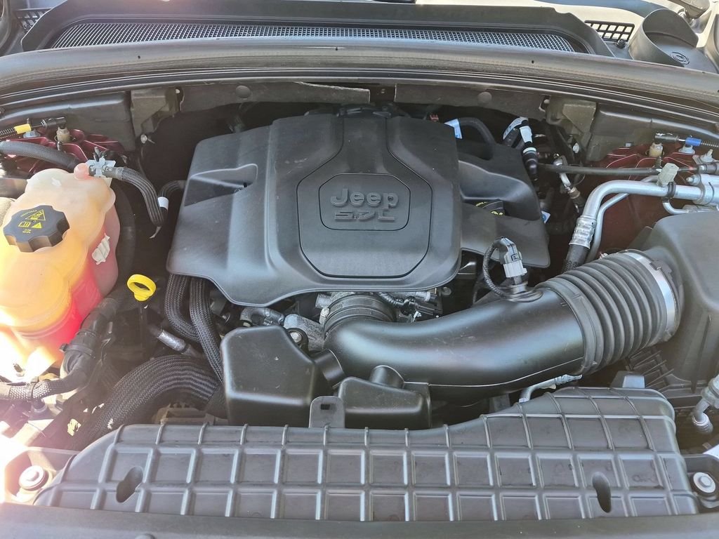 Used 2021 Red Jeep Overland image 36