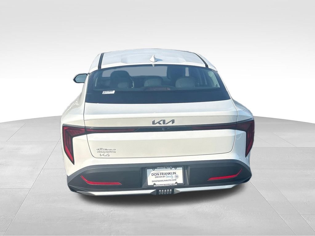 Used 2025 White Kia EX image 5