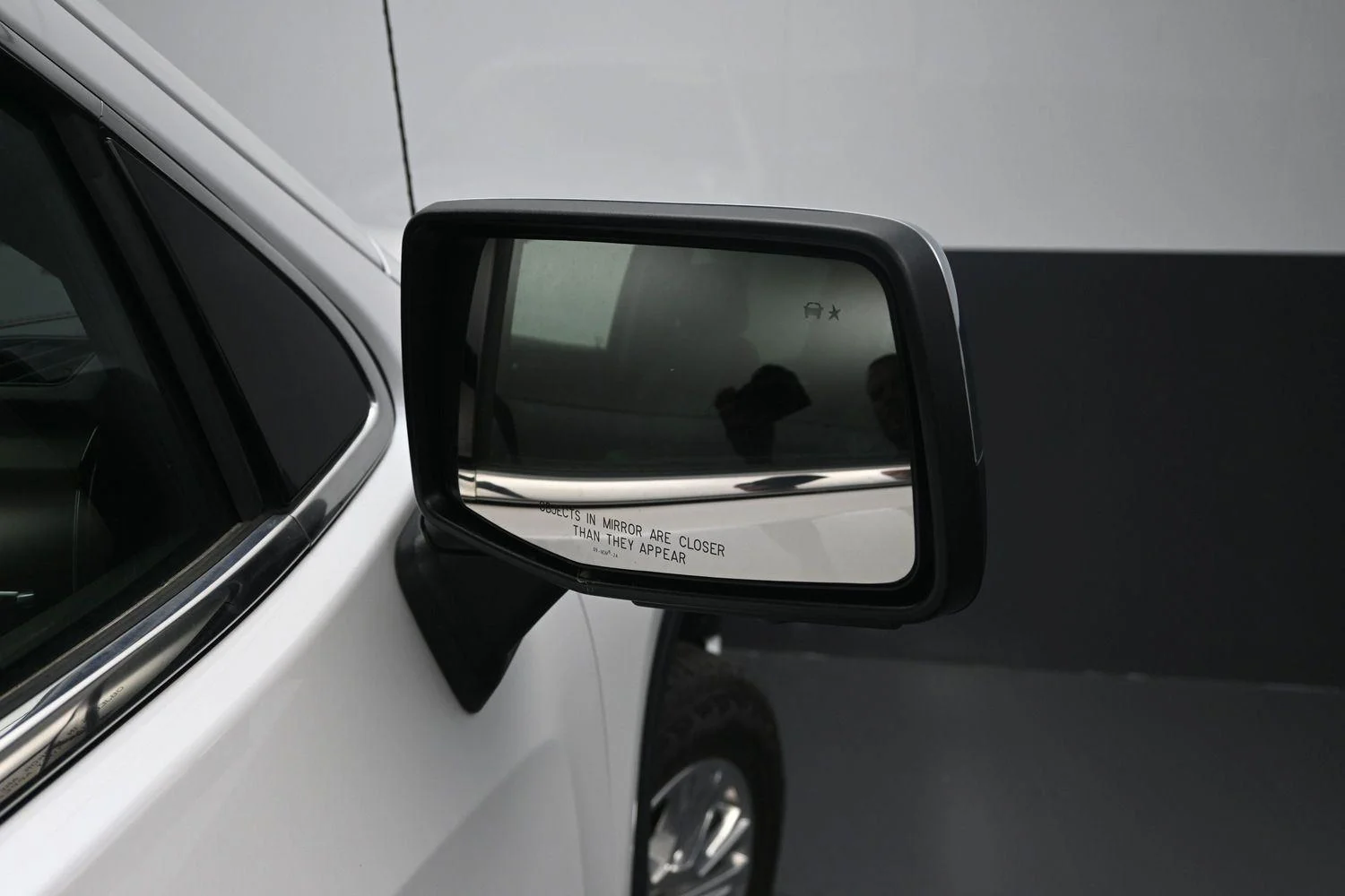 2025 GMC Sierra 1500 Denali - Photo 9