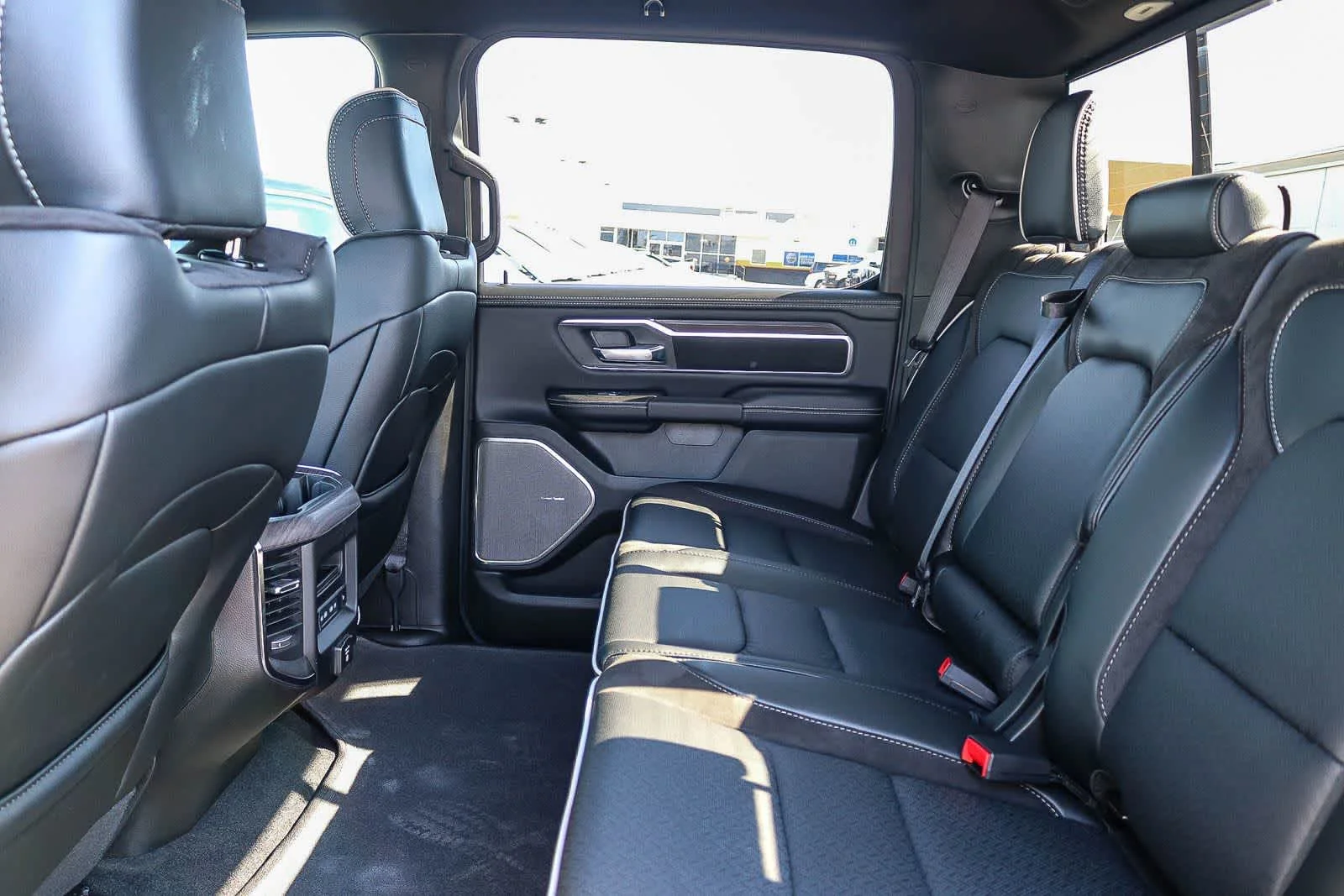 New 2026 Bright White Clear-Coat Exterior Paint RAM Laramie image 21