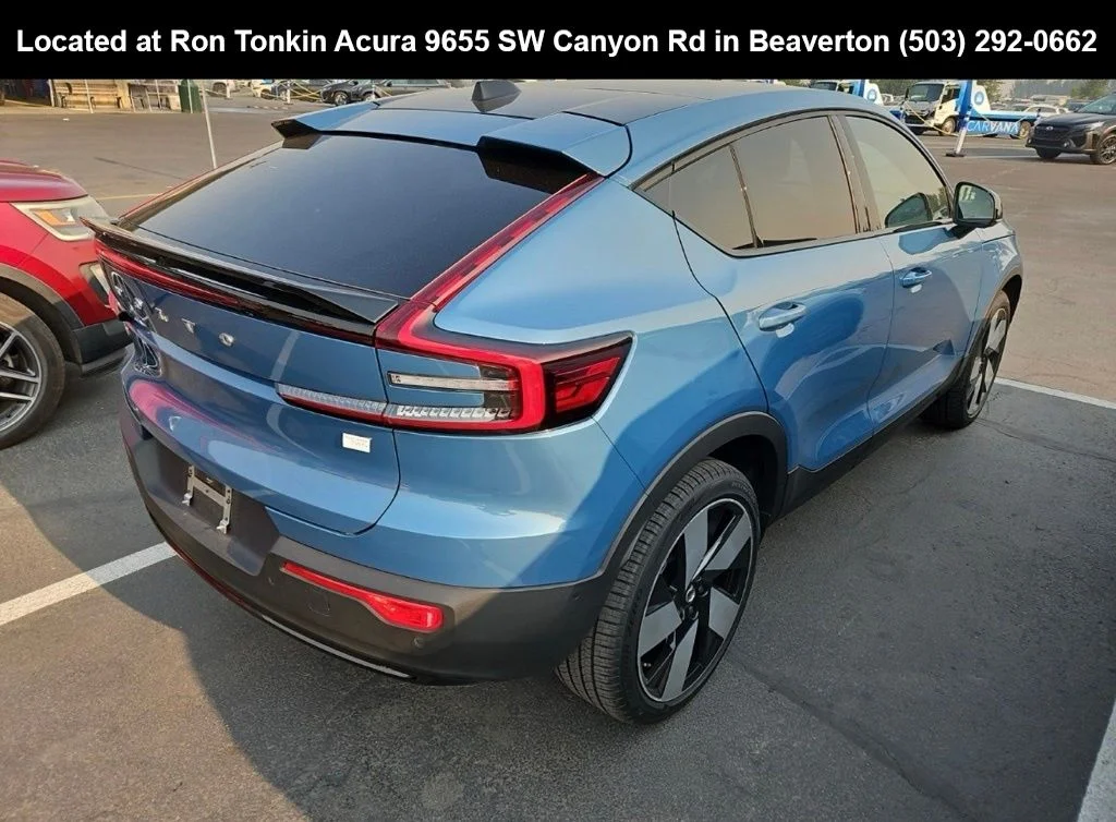 Used 2024 Fjord Blue Metallic Volvo Twin Plus image 6