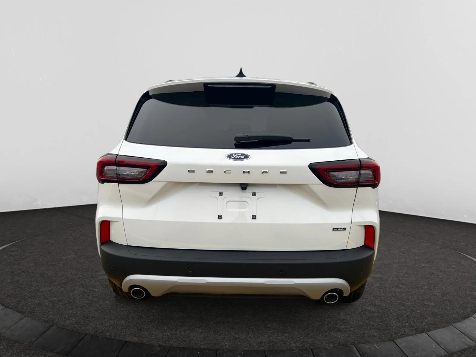 New 2026 Star White Metallic Tri-Coat Ford PHEV image 4