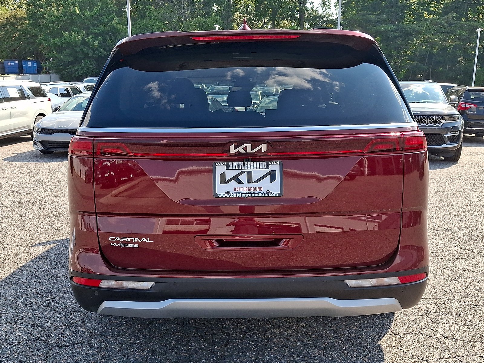 Used 2024 Flare Red Kia LX image 5