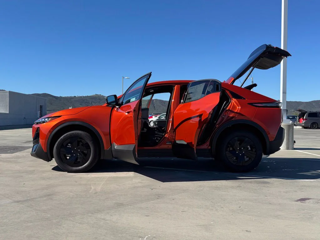New 2027 Orange Subaru Premium image 25
