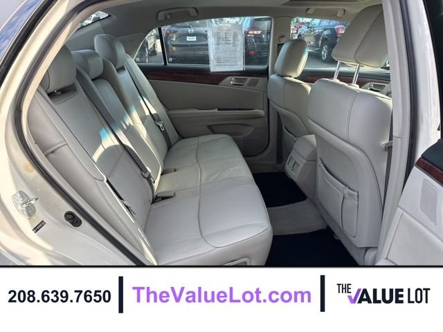 Used 2011 White Toyota Limited image 18