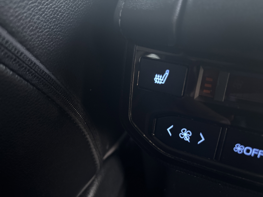 2020 Toyota Highlander Platinum - Photo 34