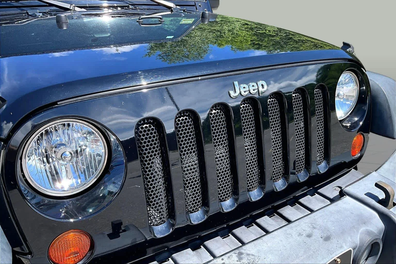 Used 2016 Black Clearcoat Jeep Sport image 31