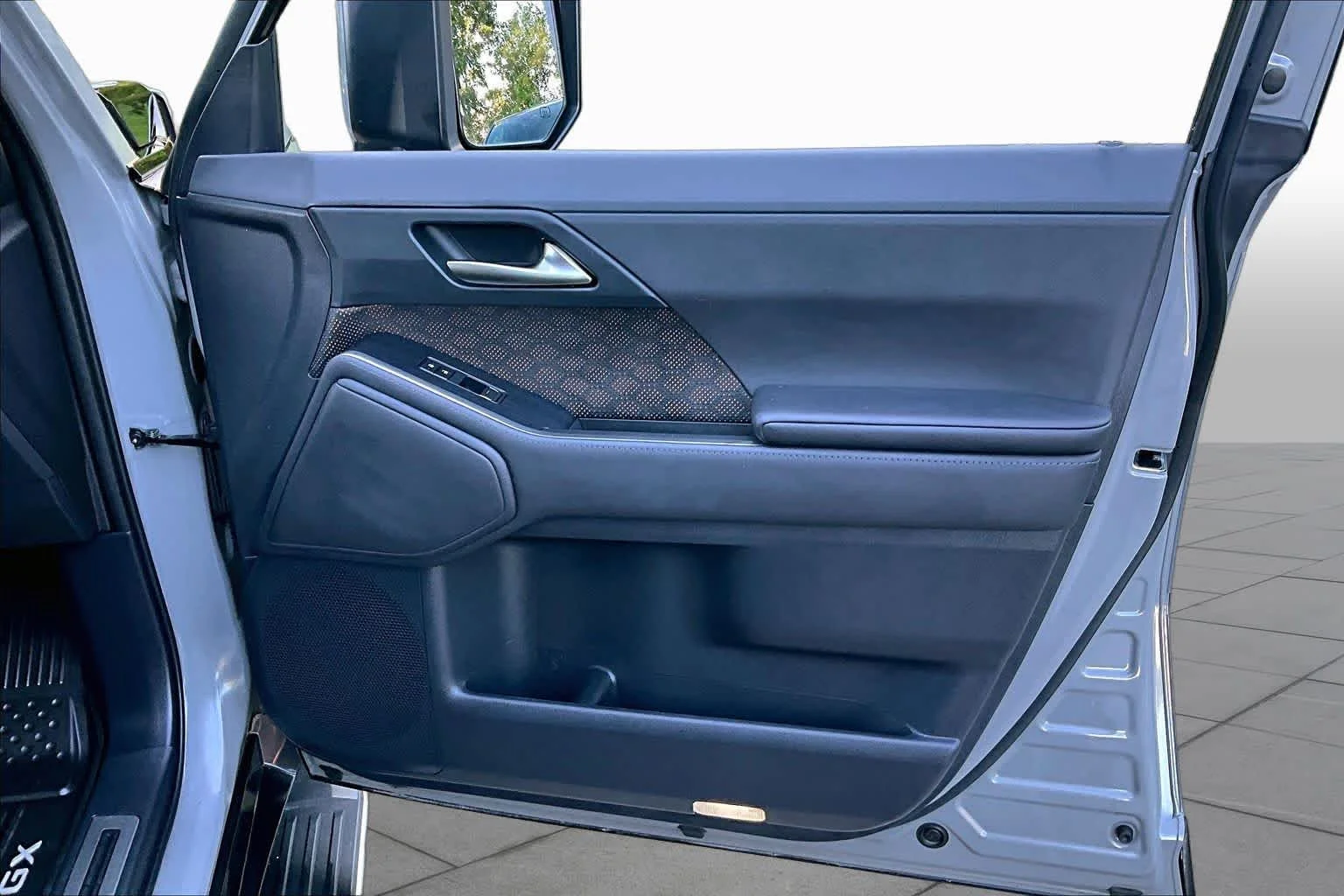 Used 2024 Incognito Lexus Premium+ image 22