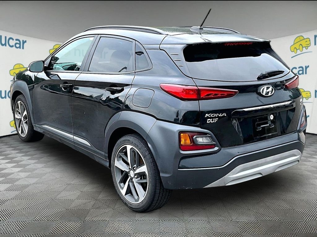 Used 2018 Black Hyundai Limited image 5