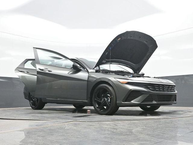 New 2026 Gray Hyundai SEL Sport image 32