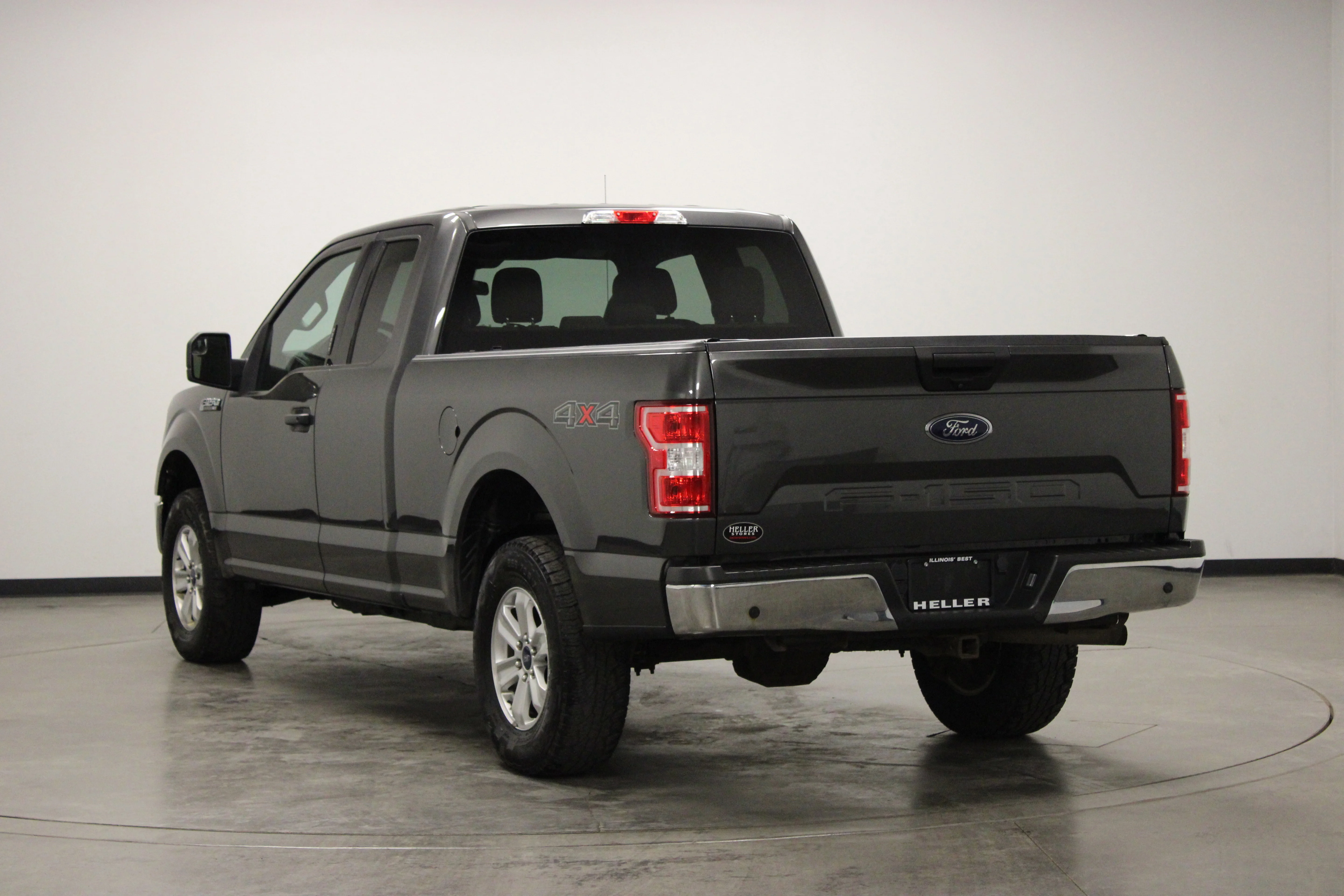 Used 2020 Magnetic Metallic Ford XLT image 6