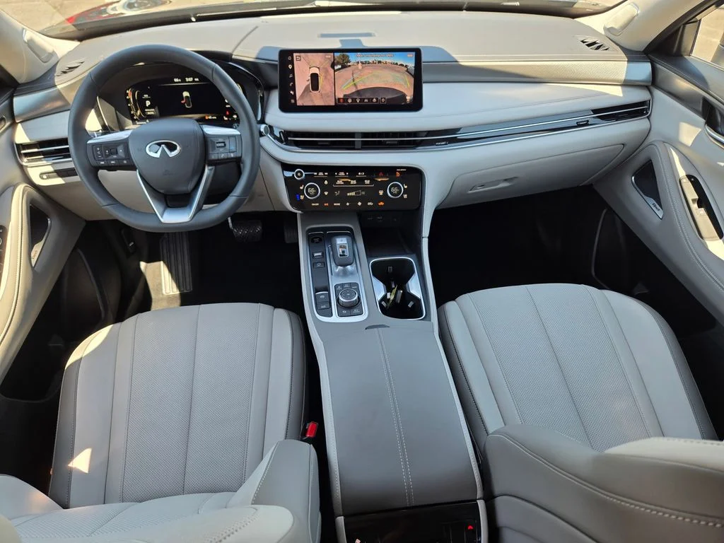 Used 2026 Mineral INFINITI LUXE image 13